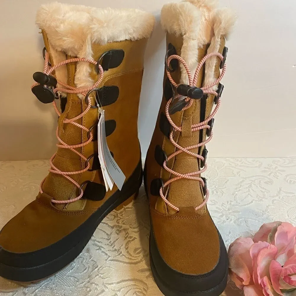🎉All in Motion Kids Alberta winter Boots Sizes: Various